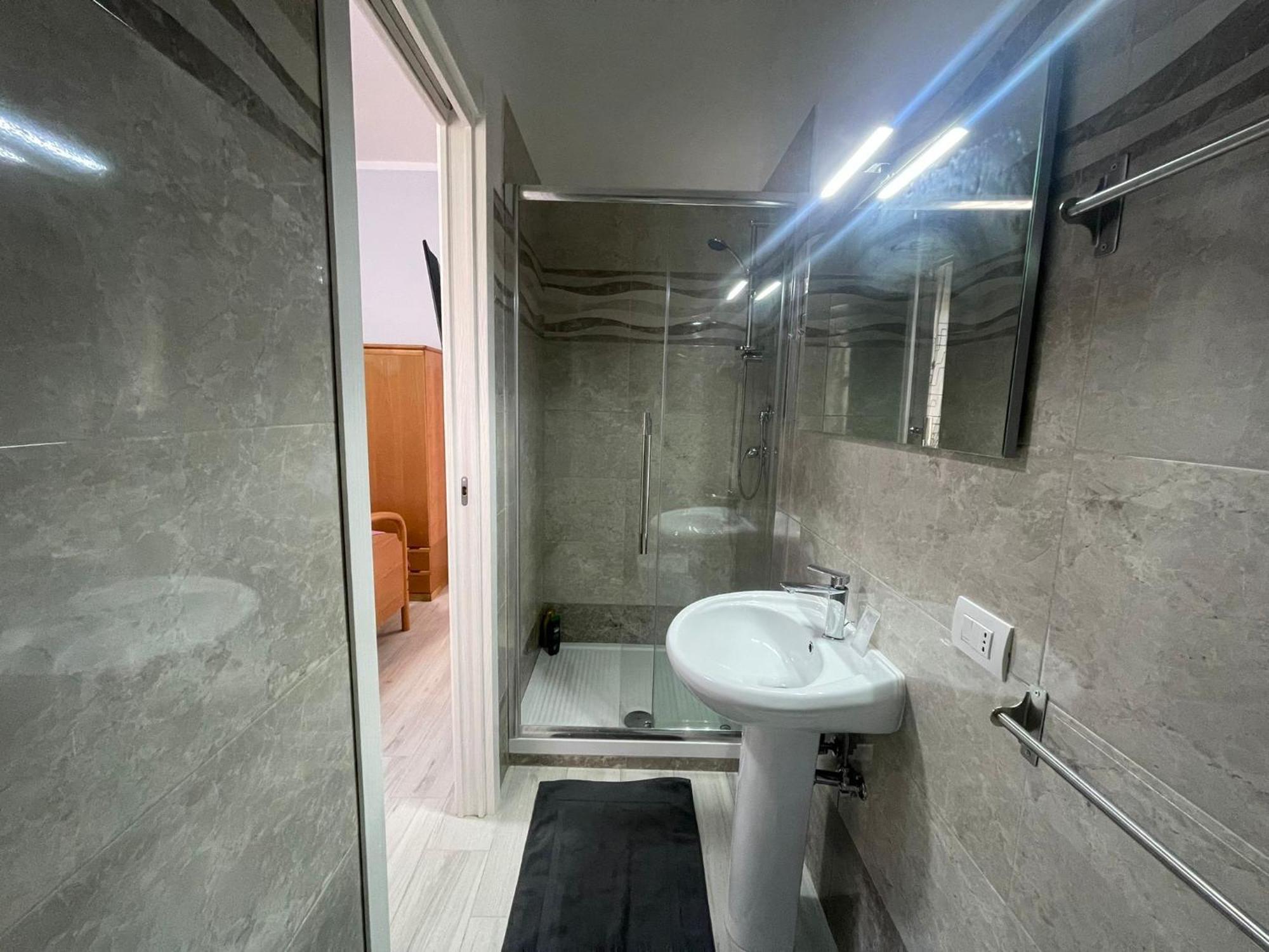 Affitta Camere Mattia Mottola Fiumicino Buitenkant foto